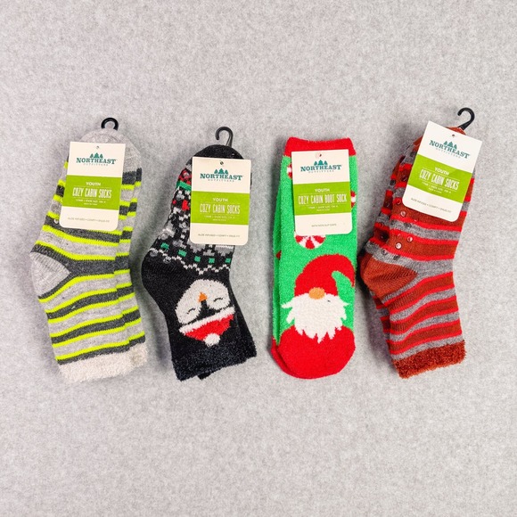 Northeast Outfitters Other - Northeast Outfitters Socks Kids Small Multicolor Christmas Cozy Cabin 4 Pair Set